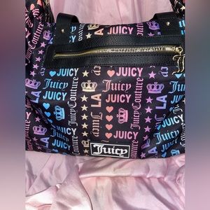 l Juicy couture duffle bag